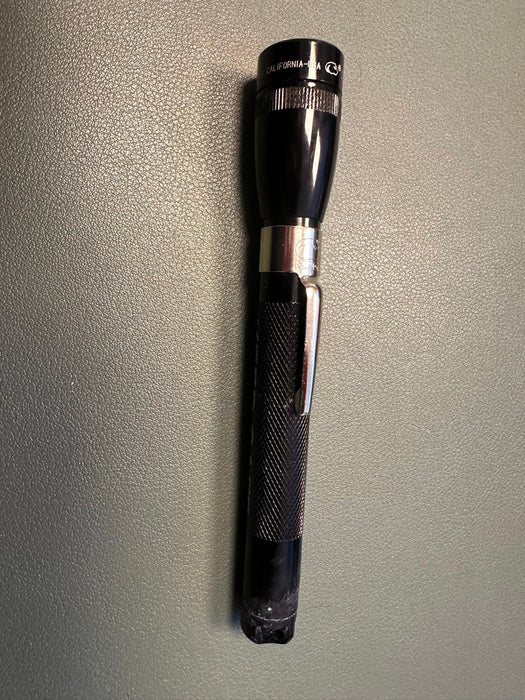 Black AAA Maglite