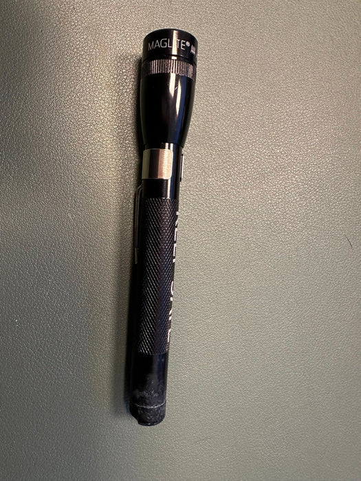 Black AAA Maglite