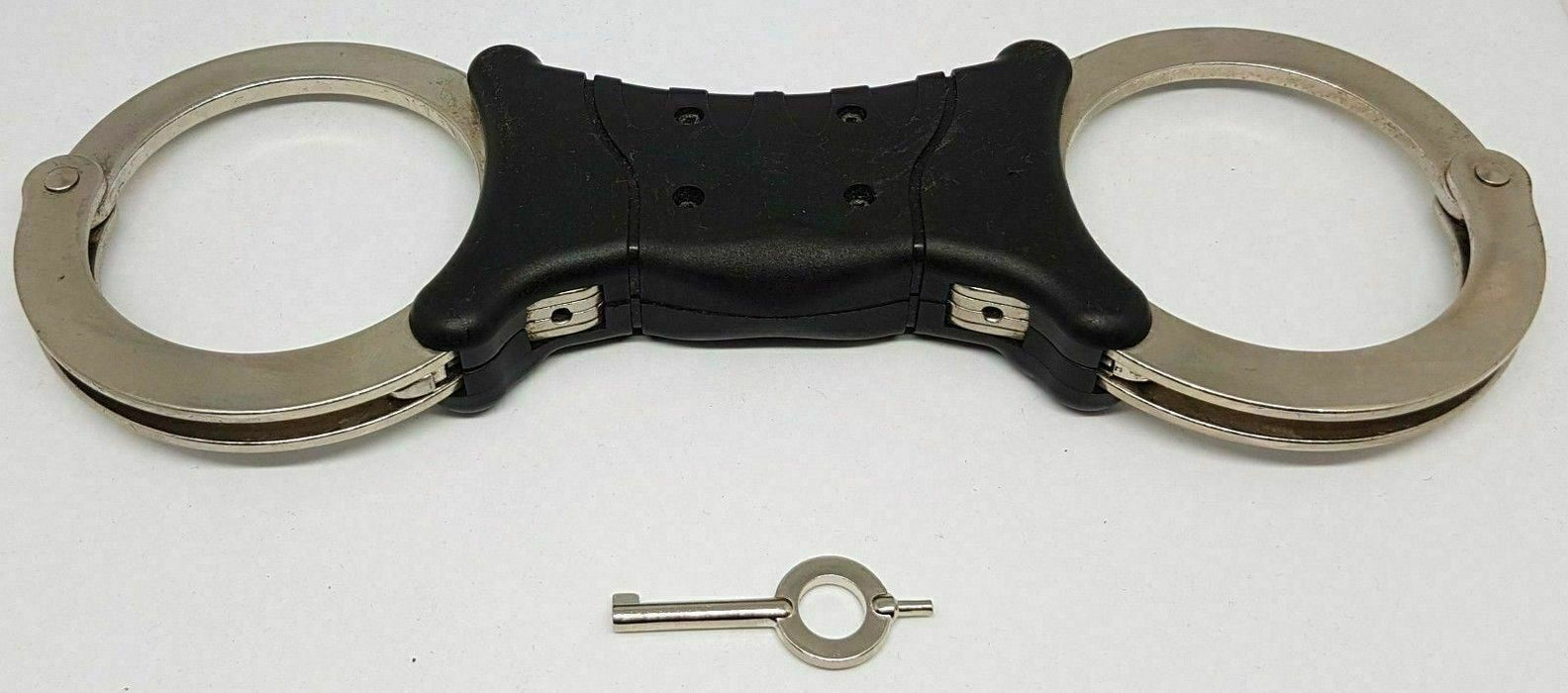 TCH 840 Chrome Rigid Handcuffs Speedcuffs Hiatts Grade A Condition